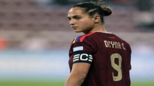 Deyna Castellanos: «Es complicado estar al nivel que uno quiere cuando la mente y el corazón no están aquí»