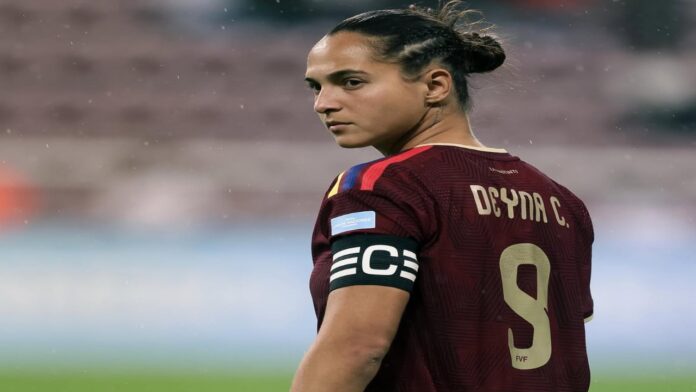 Deyna Castellanos: "Es complicado estar al nivel que uno quiere cuando la mente y el corazón no están aquí"