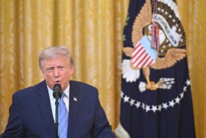 Dichos de Trump de que Venezuela hackeó máquinas de votación coinciden con acusaciones de Hugo “El Pollo” Carvajal – AlbertoNews