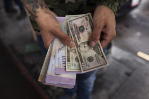 Dólar BCV sigue estancado luego de haber registrado un sorpresivo congelamiento de su valor