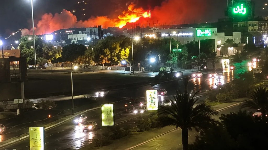 EEUU bombardeó nuevamente Irán tras el ataque a buques comerciales en el estrecho de Ormuz