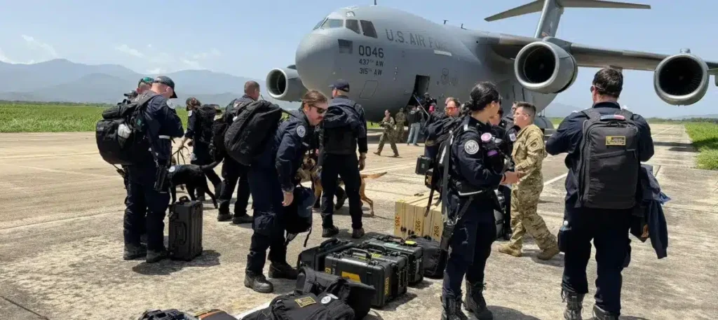 EEUU dice que plan de tres fases sigue “intacto” pero prioriza búsqueda de sobrevivientes del doble terremoto