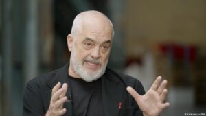 Edi Rama: «En Albania no hay pérdida de confianza»