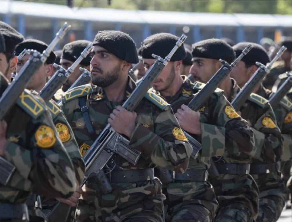 Ejército iraní: "Llenaremos de sangre las bocas de nuestros enemigos"