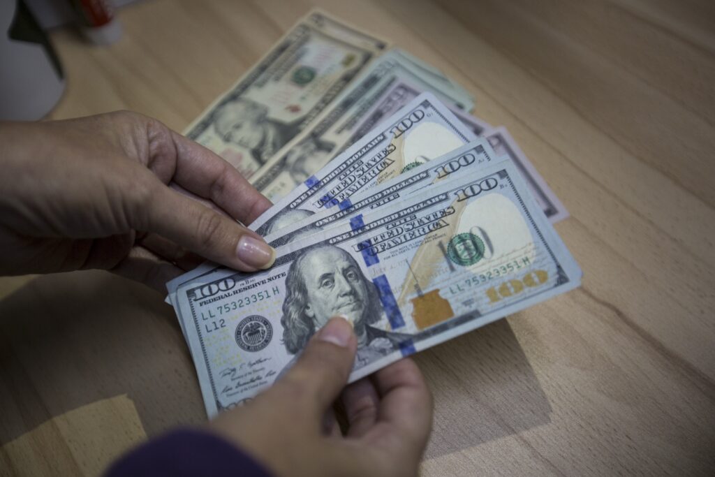 El dólar BCV salta un 13,89% en menos de dos semanas