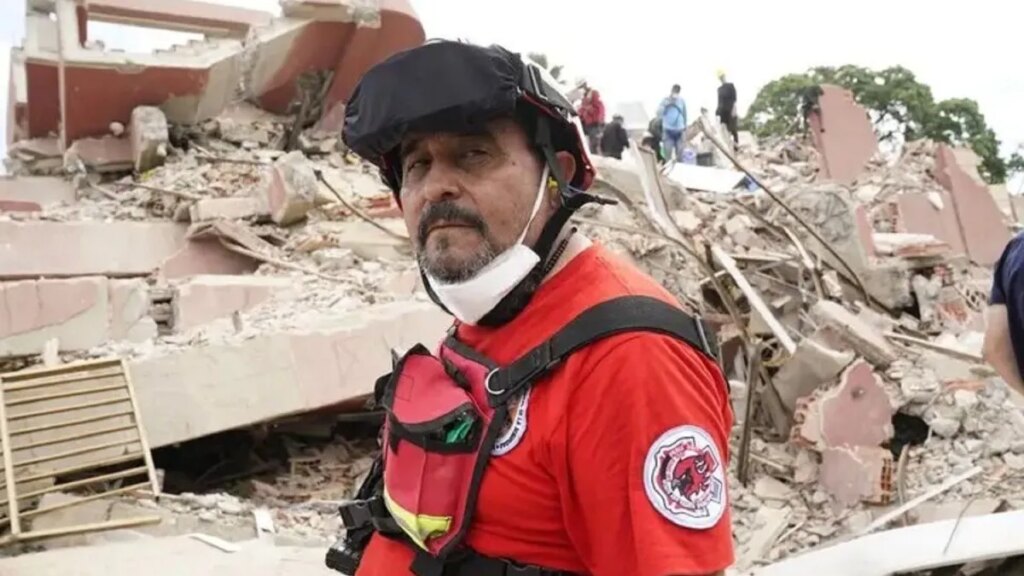 El dramático relato del rescatista que encontró a Lucas Gámez tras los terremotos en Venezuela: Estaba abrazado a sus abuelos