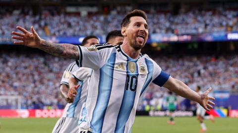 En vivo: Argentina y Colombia, las únicas selecciones de América Latina aún en el Mundial, juegan por su pase a cuartos de final