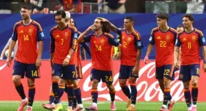 España arrolla a Austria y se mete en octavos con un fútbol brillante
