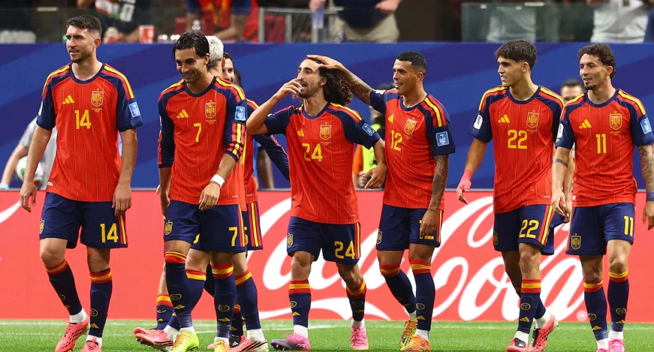 España arrolla a Austria y se mete en octavos con un fútbol brillante