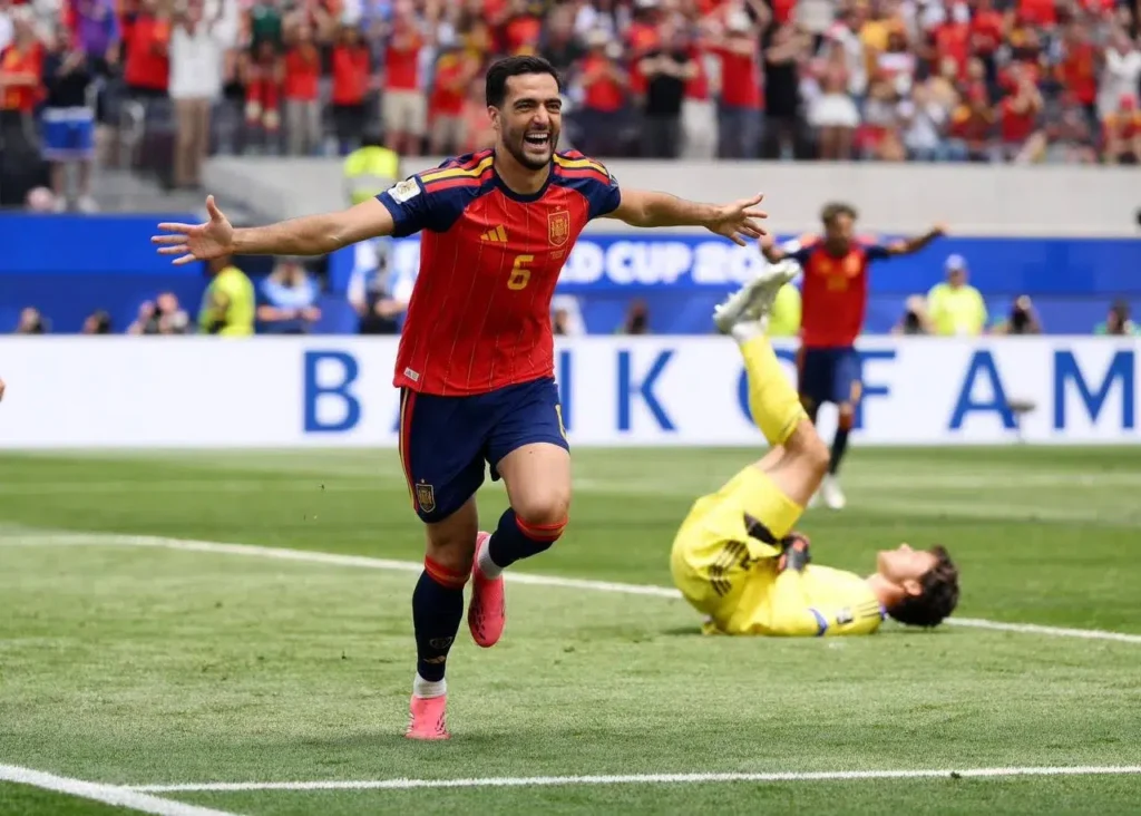 España supera a Bélgica sobre el final y avanza a semifinales del Mundial por segunda vez en su historia