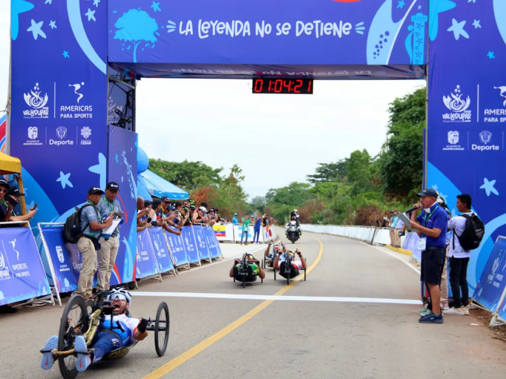 Espinoza consigue primer oro en Valledupar