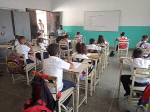 Este lunes 6-Jul se reinician las clases en el país, excepto en los estados afectados por el doble terremoto: Comunicado
