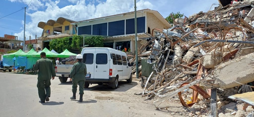 Experto Joaquín Benítez calcula que más de 60 % de los escombros de La Guaira pueden ser reciclados