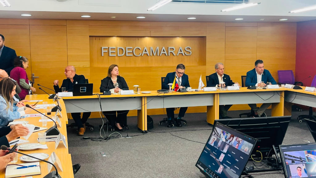 Fedecámaras crea comité para dirigir recursos a áreas afectadas por terremotos