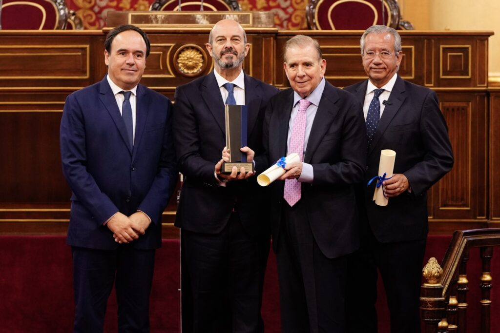 González Urrutia: "Reconstruir Venezuela exigirá recuperar instituciones y la confianza" – Efecto Cocuyo