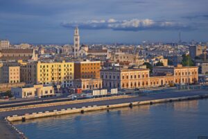 Guía Turística de Bari: Qué Ver, Hacer y Cómo Planificar tu Viaje a la Capital de Apulia