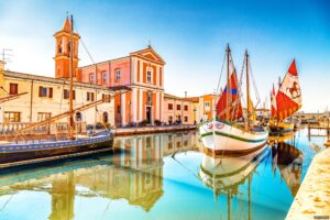 Guía Turística de Cesenatico: Historia, Playas y el Encanto del Puerto de Leonardo da Vinci