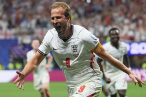Harry Kane saca del entuerto a Inglaterra y la conduce al estadio Azteca | elmundo.es