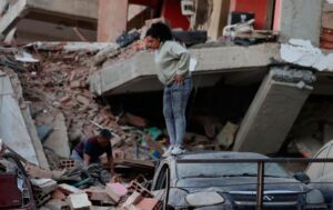 Hurtos en edificios con fallas estructurales azotan a La Guaira