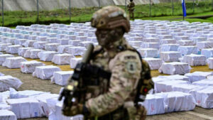 Incautan en una finca de Ecuador 950 kilos de cocaína y detienen a ocho personas – AlbertoNews
