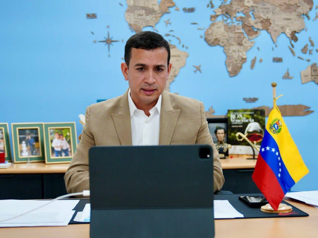 Johann Álvarez asume como representante de Delcy Rodríguez ante Washington – Efecto Cocuyo