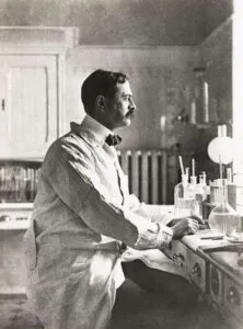 Karl Landsteiner, el hombre que descifró la sangre