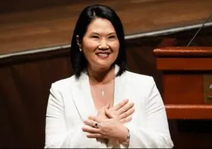 Keiko Fujimori anuncia a sus primeros ministros clave a un día de asumir la Presidencia de Perú