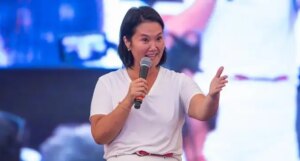 Keiko Fujimori promete una «nueva etapa» para Perú