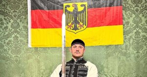 Krieger, el ‘influencer’ de la ultraderecha alemana que lucha por Putin contra Ucrania