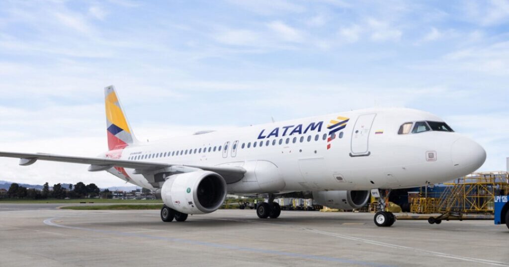 LATAM Airlines Colombia mantendrá en agosto sus vuelos Bogotá-Barcelona ante contingencias por terremotos