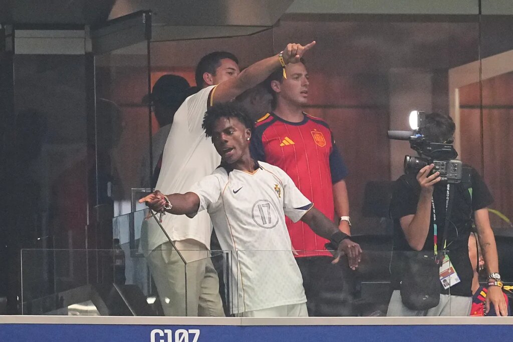 La FIFA investiga un incidente racista entre aficionados y el streamer IShowSpeed durante el partido entre Argentina y Cabo Verde del Mundial