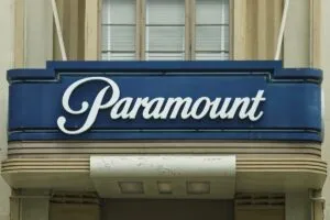 La Justicia de Estados Unidos aplaza por dos semanas el cierre de la fusión entre Paramount y Warner Bros. Discovery