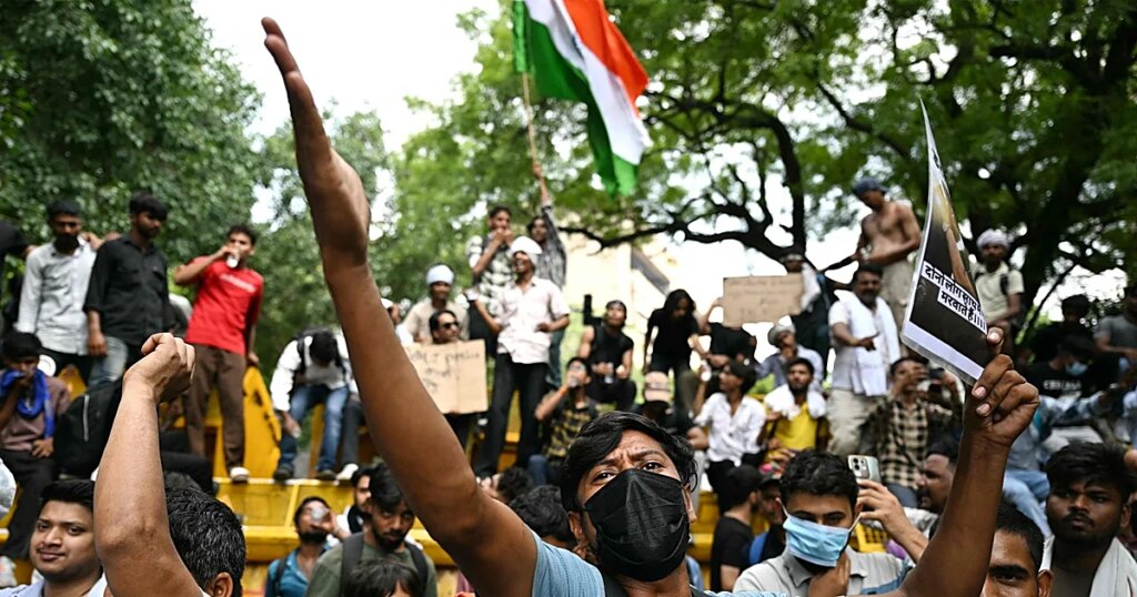 Las 'cucarachas' de la India: de broma viral a desafío político