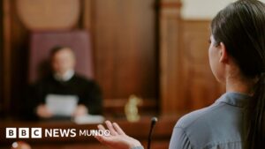 Las mujeres víctimas de violencia doméstica que mataron a sus parejas: «Dijo que nos iba a matar a mí y a mi hijo y después se iba a suicidar»