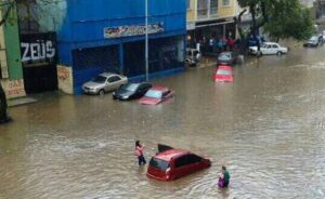 Lluvias causan estragos en Caracas y La Guaira