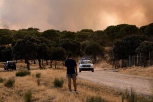 Los incendios de la Comunidad de Madrid obligan a evacuar a más de 10.000 personas y a varias residencias | europapress.es
