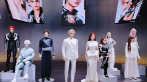 Los robots que parecían reservados a la ciencia ficción ya tienen precio… y cuestan tanto como una casa. El UWORLD U1 tiene piel de silicona, memoria emocional y versiones que rozan los 160.000 dólares