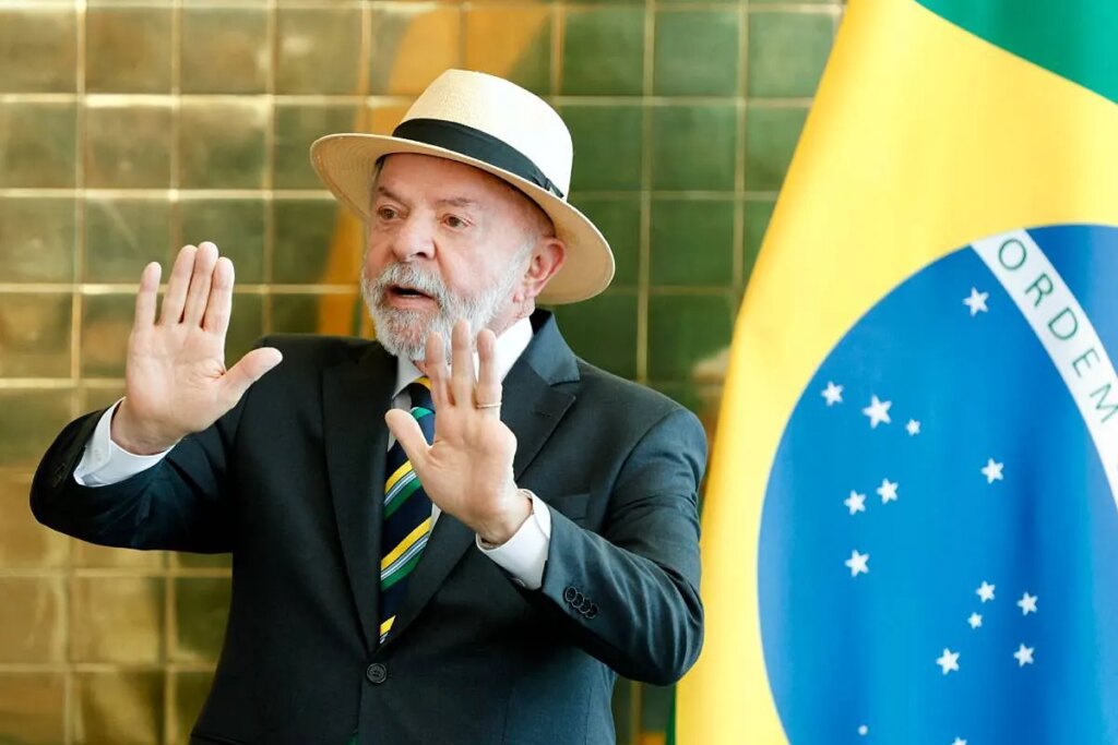 Lula se burla de Milei, que redobla los insultos, mientras interviene China: "¿Quién es ese tipo?"