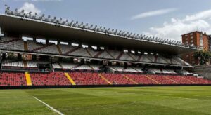 Madrid retira la concesión del Estadio de Vallecas al Rayo por su grave deterioro y toma el control para comenzar unas obras «urgentes»