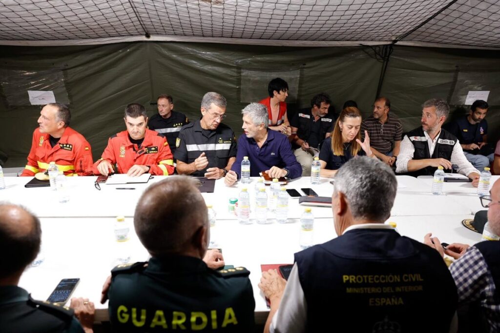 Marlaska los incendios de Madrid y Ávila evolucionan "despacio" pero de "manera positiva"