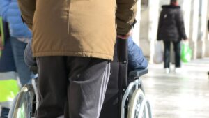 Más de 15.000 personas han muerto en lo que va de año esperando a ser valoradas o a recibir prestación por dependencia | europapress.es