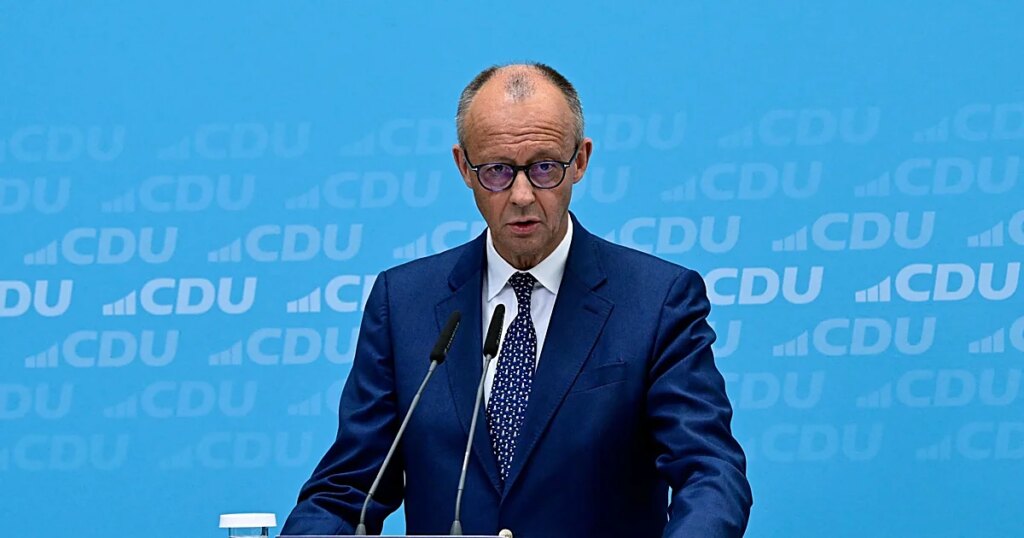 Merz aboga por restringir los movimientos a los identificados como «posibles amenazas» tras el atentado en Berlín