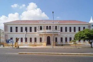 Murió un hombre tras desplomarse parte de la estructura en el antiguo Hospital Central de Maracaibo