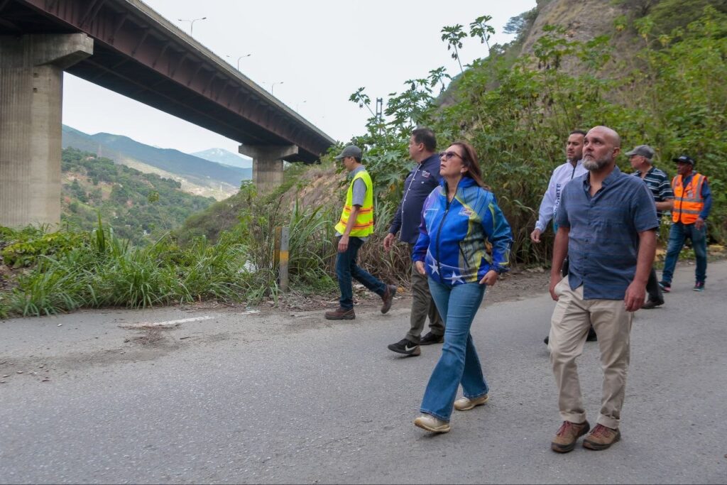 No terminó de recuperar el Guaire y ahora le encargaron reconstruir La Guaira