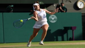 Noskova disputará el título de Wimbledon frente a Muchova