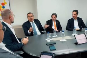Nuevo superintendente del Seniat se reunió con representantes de la banca privada
