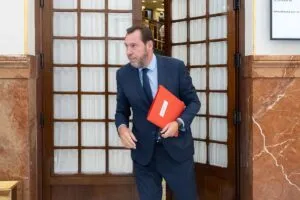 Óscar Puente carga contra Ayuso: «Si hay una mamarracha en España, esa eres tú» | europapress.es