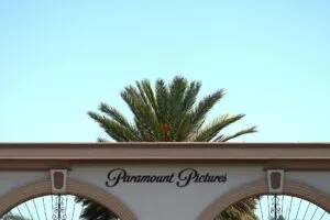 Paramount Skydance solicita una audiencia probatoria para salvar su fusión con Warner
