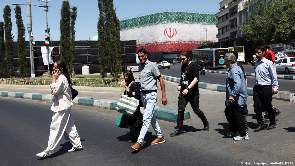Pesimismo entre los iraníes, atrapados por la incertidumbre