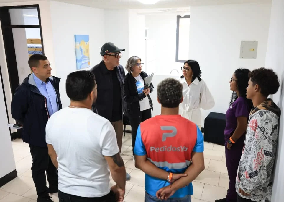 Presidenta (E) Delcy Rodríguez entregó las primeras 200 viviendas equipadas a familias afectadas por el doblete sísmico